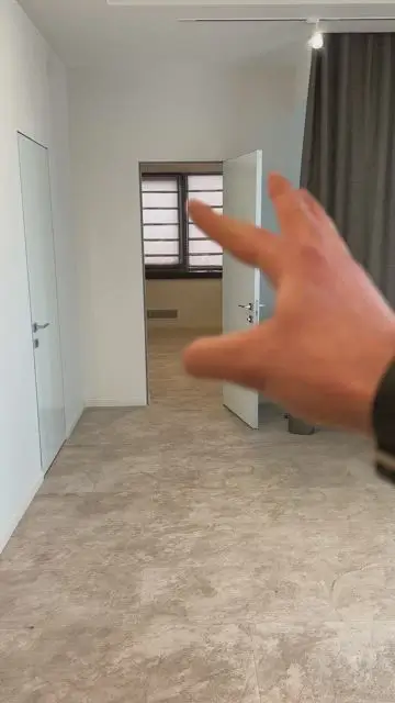 Move through the air with a snap of your fingers - 2