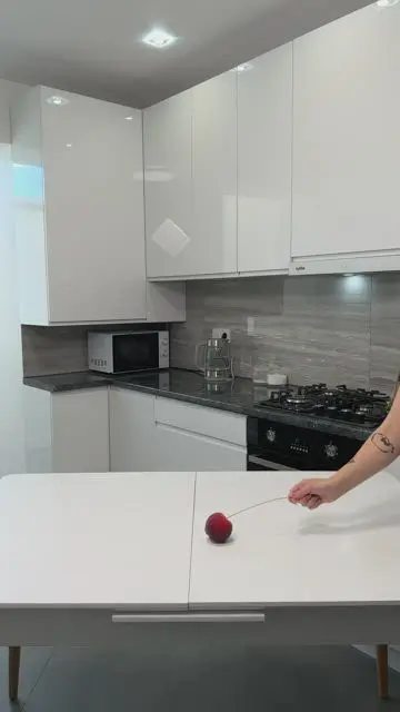 Hit the table and the fruits start flying in the air - 4