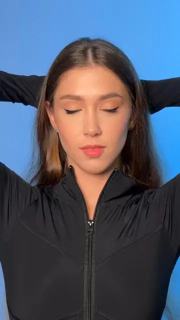 人形のメイクをするが、自然さのトレンドが勝つ - 19