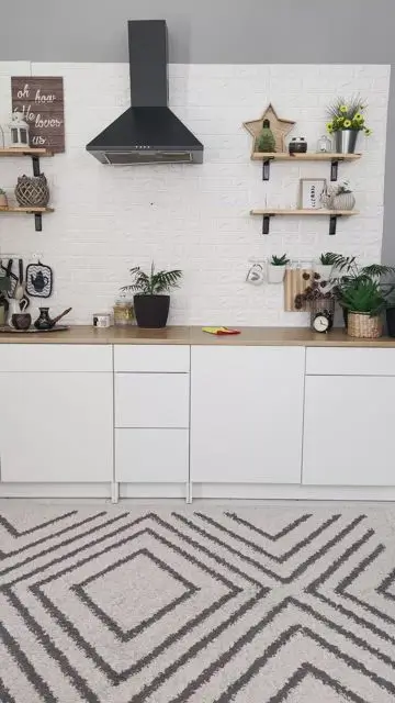 隐藏在盒子里并变得不可见 - 1