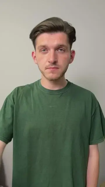 Герой змінює образ за допомогою курсору та позує - 0