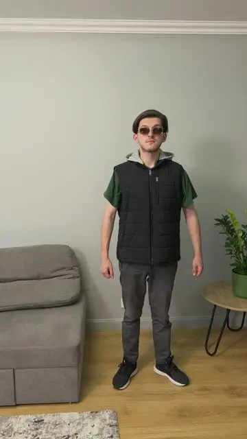 Герой змінює образ за допомогою курсору та позує - 3