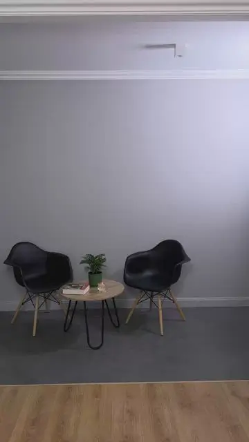 Stomp feet and fill the interior with furniture and decor - 5