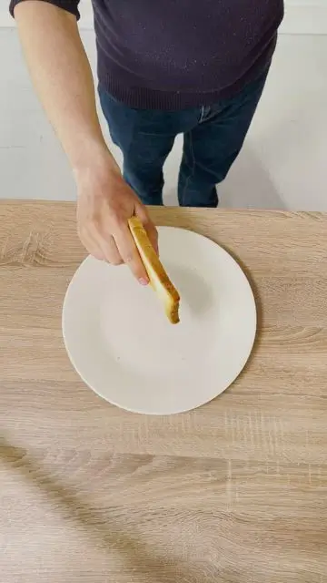 挥手提供吐司 - 1