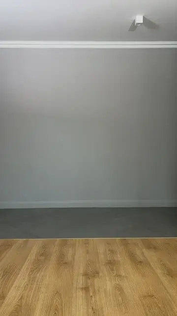 Прячемся в стене от преследований клона - 1