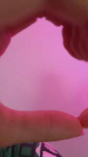 Танцуем с другом в бесконечном переходе и меняем образы - 5