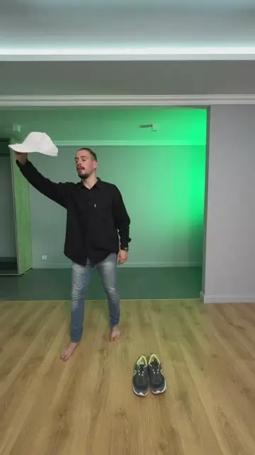 Things take off and put on the subject - 4