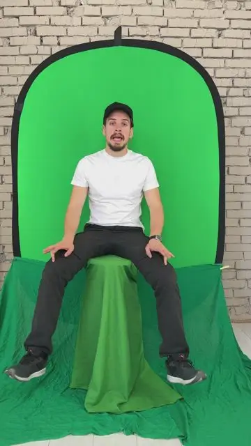 Клоны сидят друг у друга на плечах и меняют образы, бросая шлепанец - 7