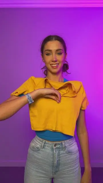 Меняем топы множество раз, срывая их с себя - 5