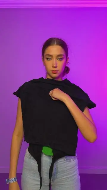 Меняем топы множество раз, срывая их с себя - 8