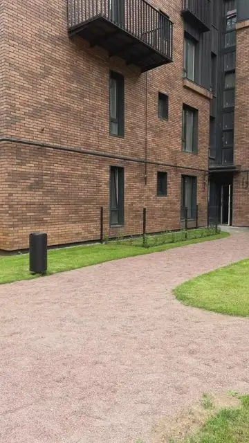 Appearing from a magical portal with super strength and disappearing into the portal again - 0