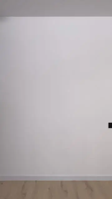 Clones walk along accompanied by special effects - 1