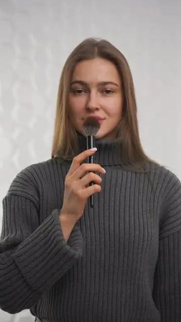 Change the image through the tilt of the head - 0