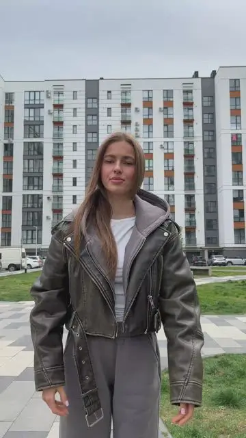 A flying saucer kidnaps a character - 0