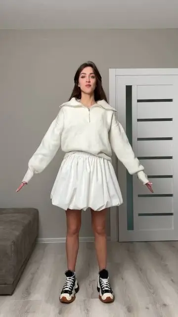 Appear in a frame of various clothes - 0