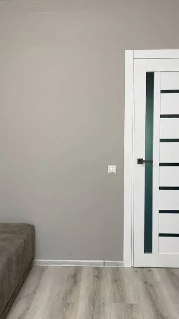 Clones push each other and change images - 0