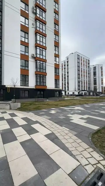 With a lightning bolt from the hand, we open a portal and step into it - 5