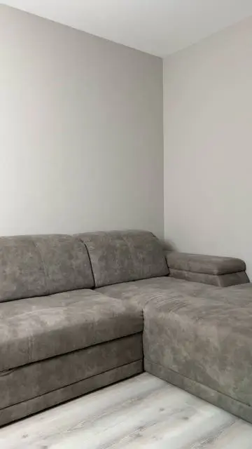 Doubles walk around the apartment - 7