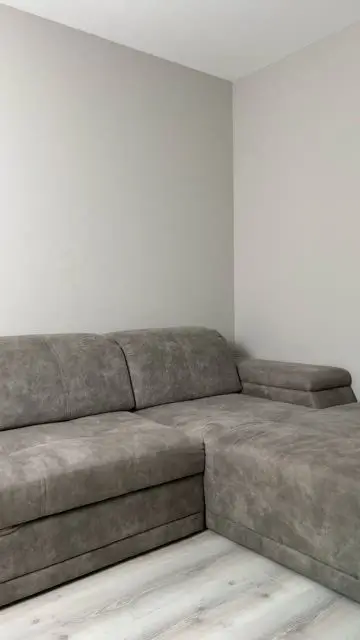 Doubles walk around the apartment - 9