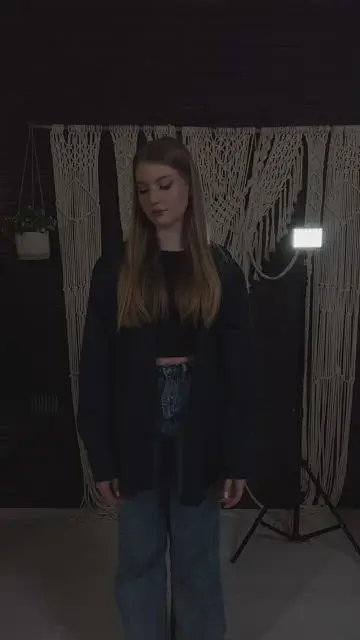 Превращаем лампочку в телефон в руке - 0