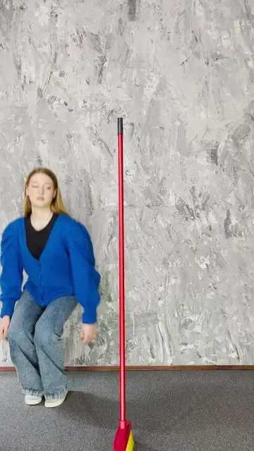 Change looks using a mop - 2