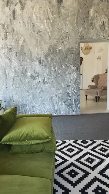 Votre double s'approche et vous frappe avec un oreiller - 0