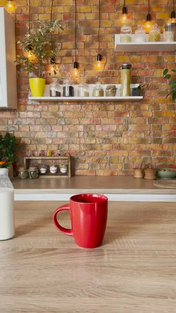 Готовим себе чай, управляя предметами в воздухе - 0