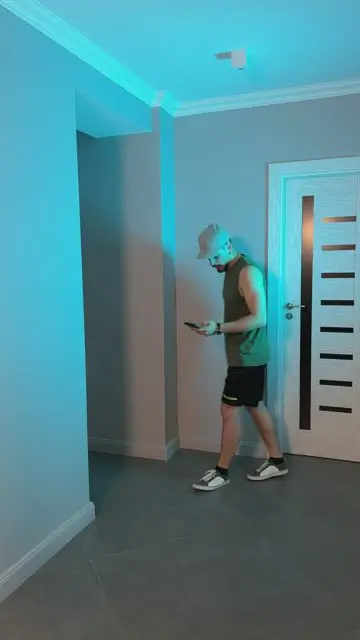 Создаем два портала и танцуем со своими клонами в бесконечном повторении - 1