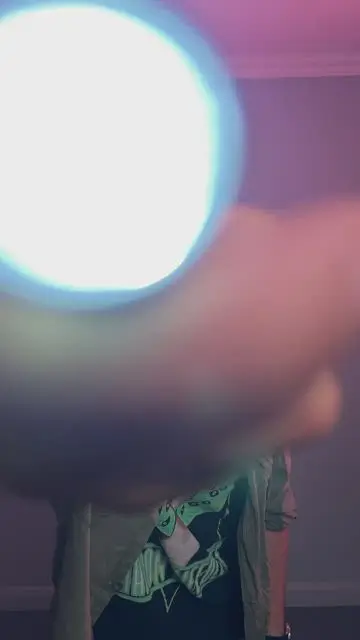 Меняем образ взмахом фонарика - 1