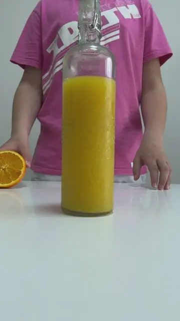 Turning an orange into juice with a wave of the hand - 1