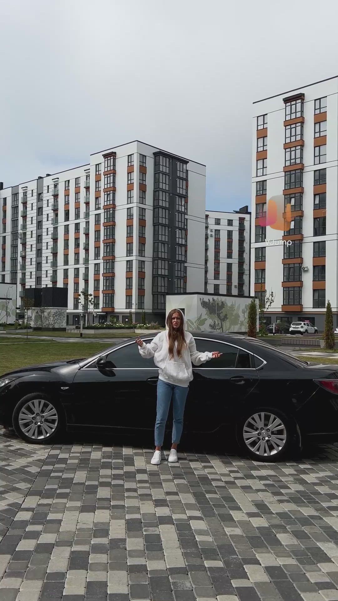 El coche aparece de la nada. ️ Cómo hacer un video de TikTok