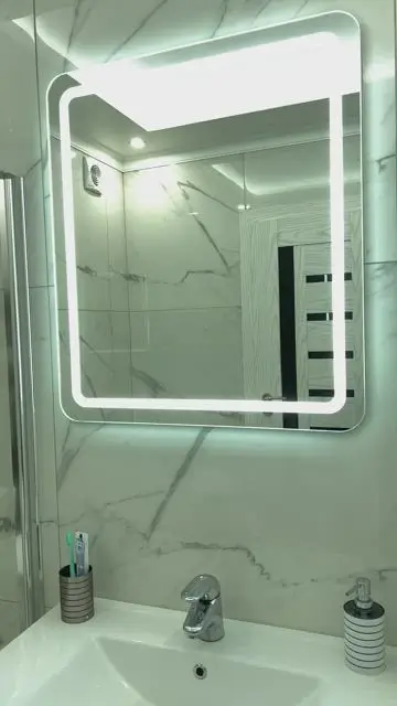 Accidentally erase the head of a friend - 0