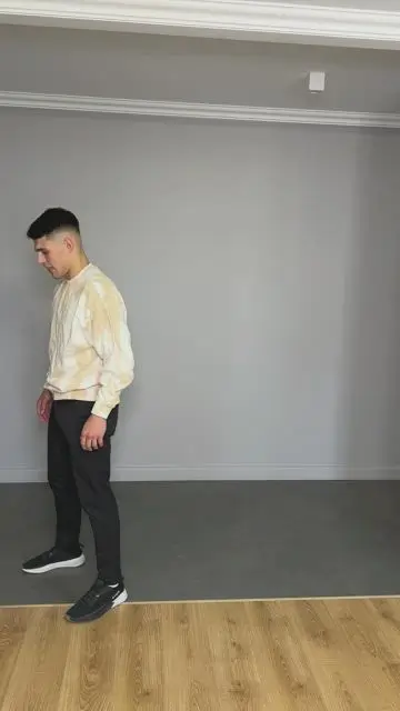 Бросаем худи, и из него появляется двойник - 1