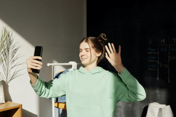 Cómo usar los subtítulos de TikTok y volverse viral | Artículos ...