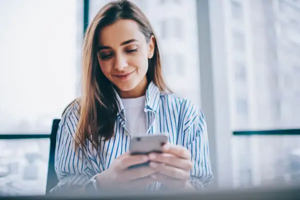 How to flip a video on TikTok? — Photo №1