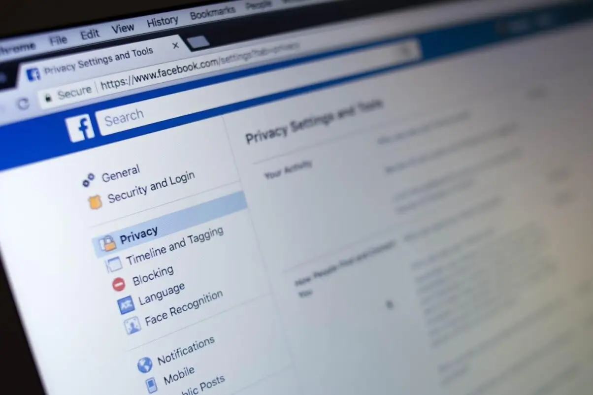 How to Go Live on Facebook — Photo №3