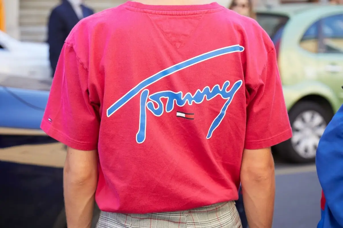 Redescubriendo las tendencias de la moda de los 90 — Photo №8