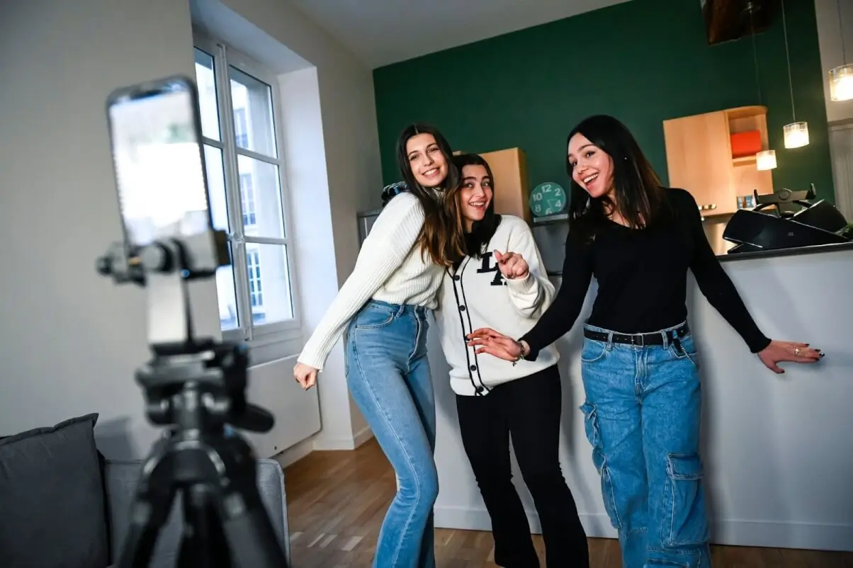 Top 5 most followed TikTok accounts — Photo №1