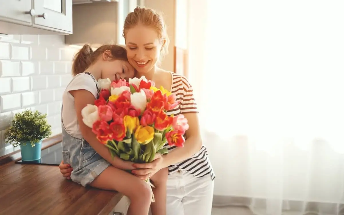 Capturing Love: Unique Ways to Share Mother's Day on Instagram Stories — Photo №2