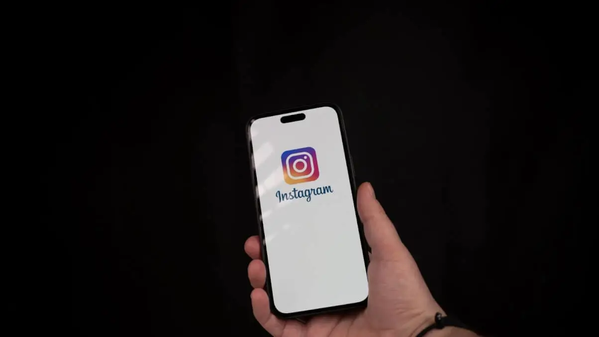 Why Add Music to Your Instagram Stories & Posts? — Photo №2