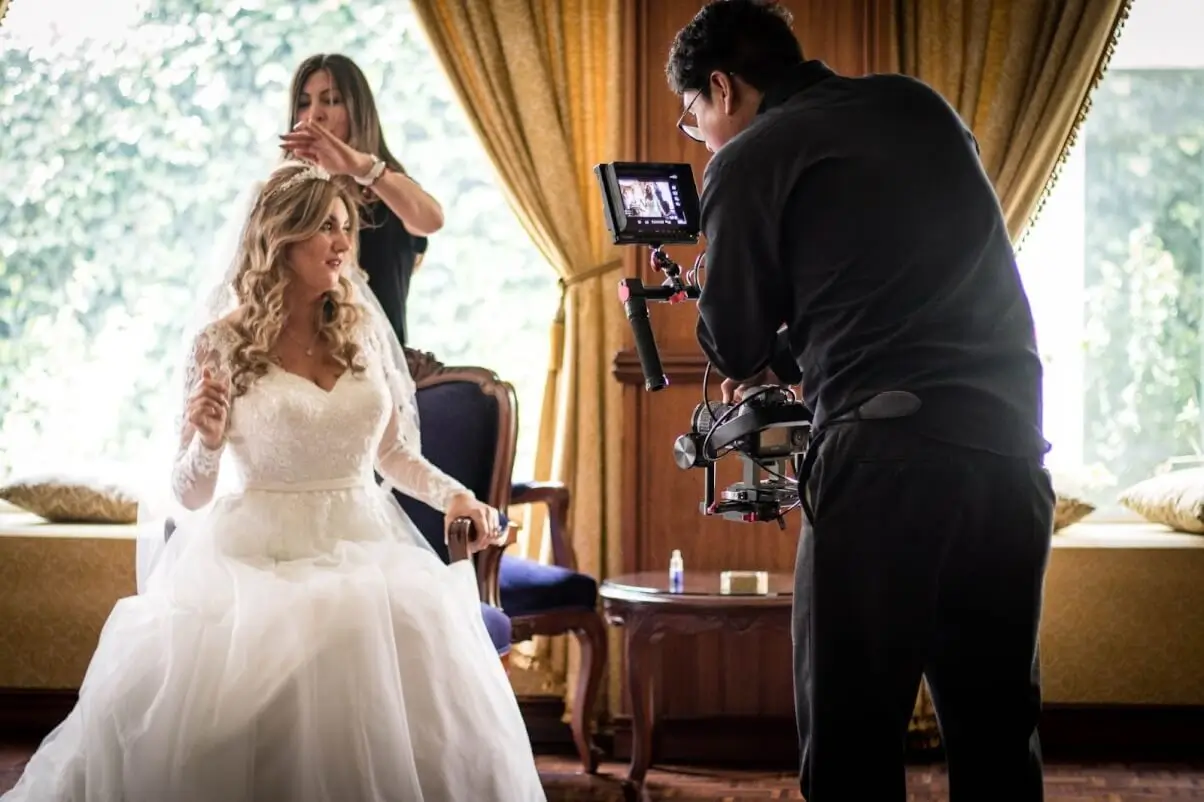Cómo hacer un vídeo de boda — Photo №7