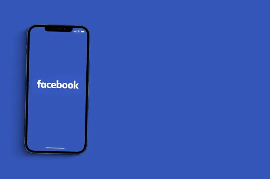 Facebookビデオエディタで動画を作成 — Photo №1