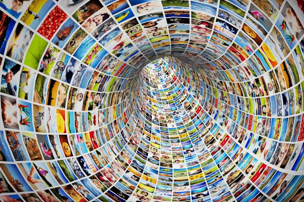 Combine Your Best Moments with VJump Video Collage — Photo №2