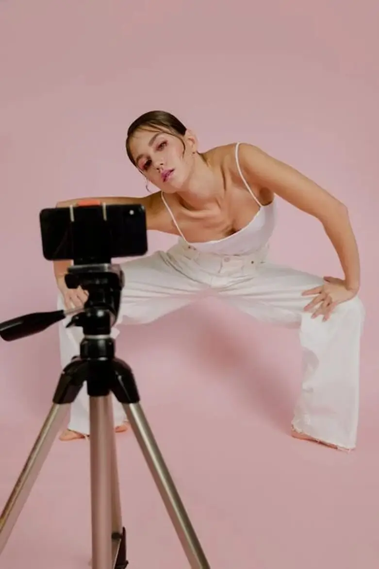 TikTokのビデオエディターでシルエットチャレンジ — Photo №1