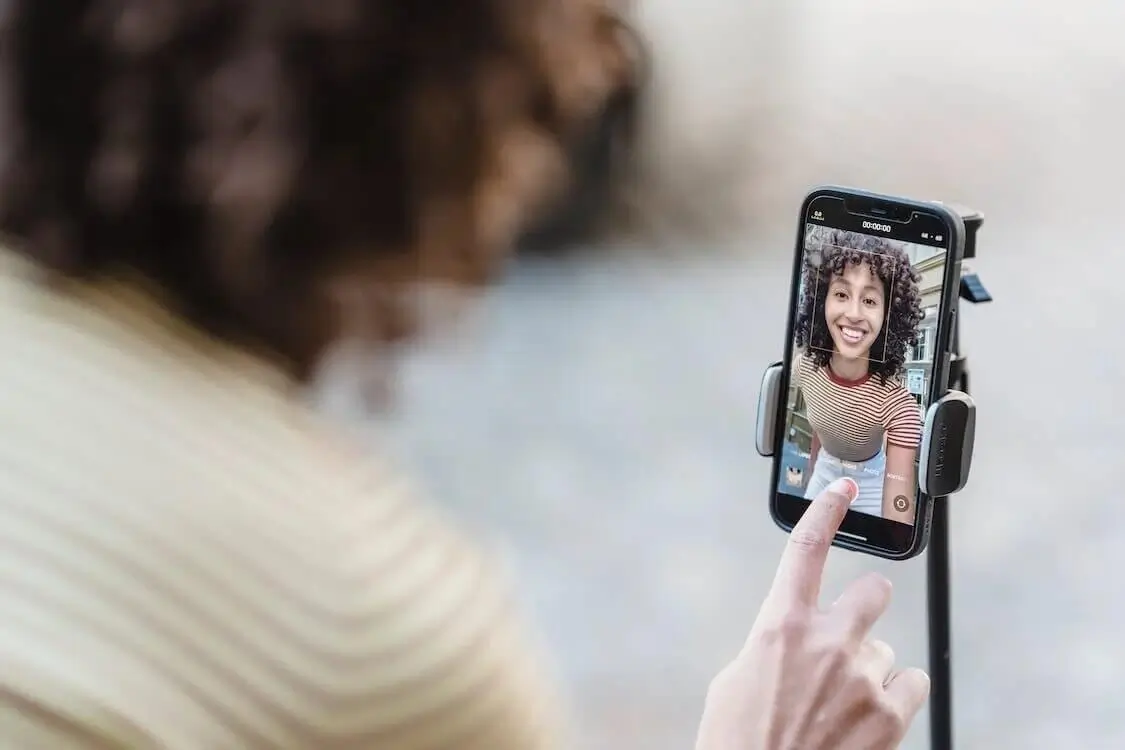 Add video effects in the video editor — Photo №1